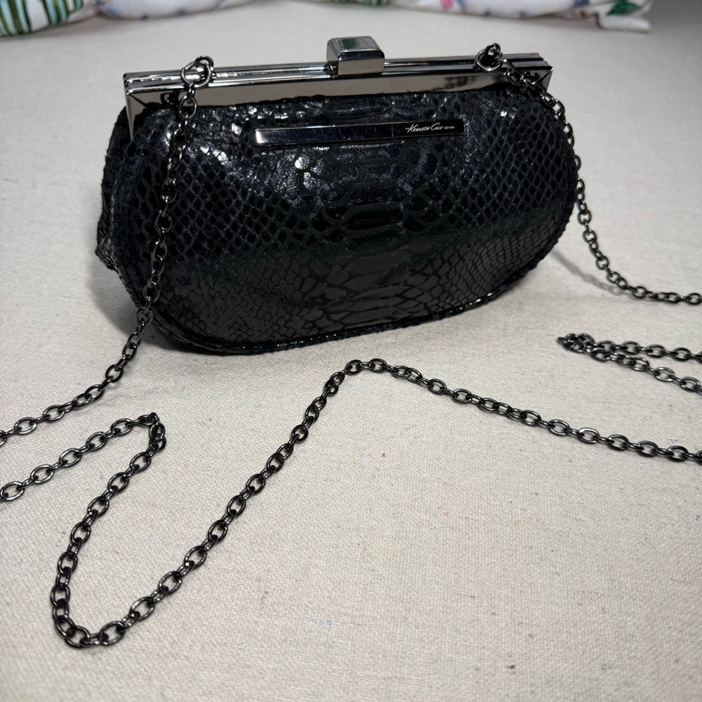 Kenneth Cole Framed Crossbody/Clutch w/ Drop In Chain Handle - Leather